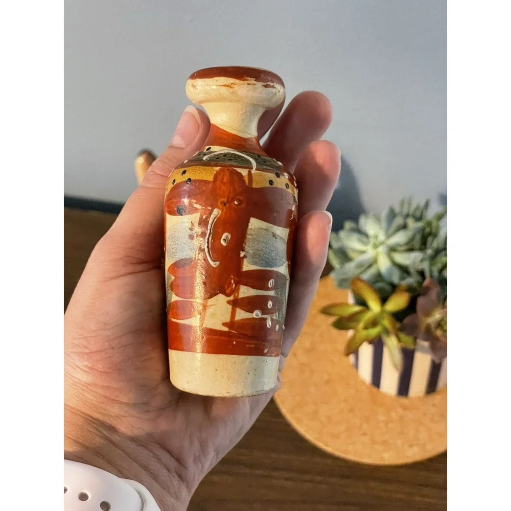 Vintage Mini Satsuma Pottery Vase Hand Painted 4 Inches Decor Shelf Sitter‎